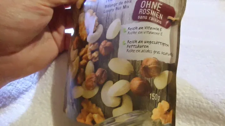 i Seeberger Смесь орехов жаренная Грецкий Миндаль Лесной Кешью Roasted Nut Mix  20230110