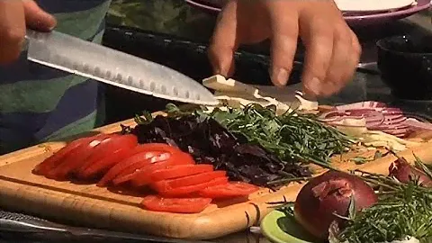 Гриль ассорти в хлебе. Шашлык по-карски