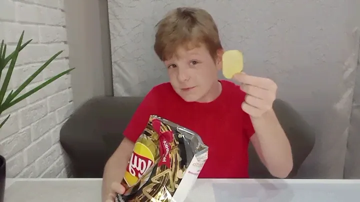 Обзор Lay's Нежный Сыр с Трюфелем!!!