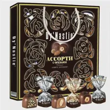 Конфеты шоколадные Dy'Nastie ассорти с орехами 170гр