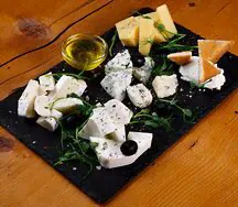 Ассорти сыров с медом(200/30гр.)