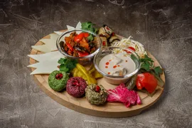 Ассорти грузинских закусок